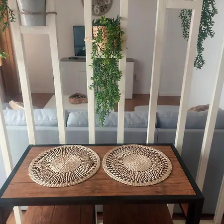 Agradable Casa Con Terraza לה לגונה