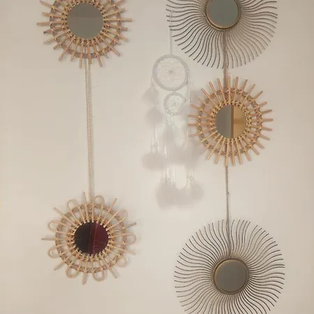 Agradable Casa Con Terraza דירה *